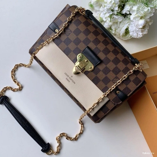 LOUIS VAVIN VUITTON PM 0718